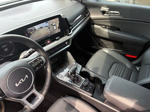 Used 2023 Kia Sportage SX FWD image 17