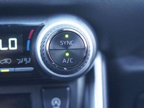 Certified 2022 Toyota RAV4 XLE Premium image 29