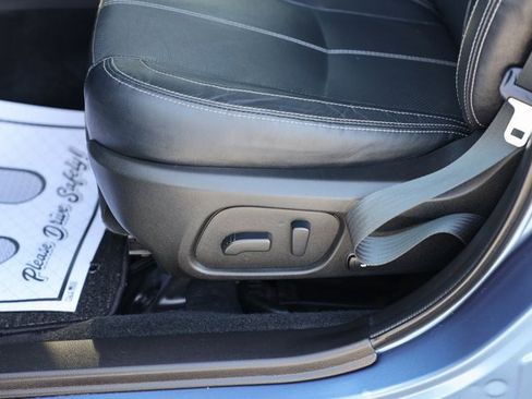 Used 2017 Subaru Forester 2.5i Touring image 17