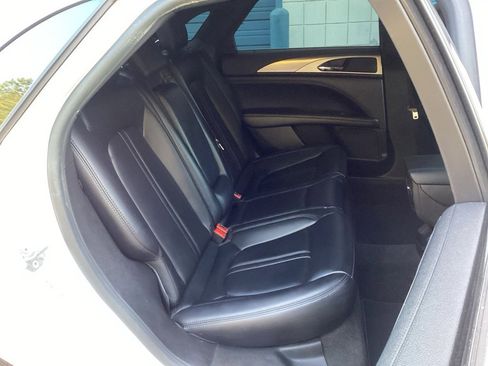 Used 2019 Lincoln MKZ Premiere image 32