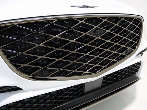 Used 2026 Genesis GV70 3.5T Sport Prestige image 34