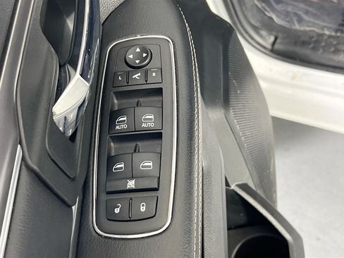 Used 2022 RAM 1500 Warlock w/ Electronics Group AWD/4WD image 17