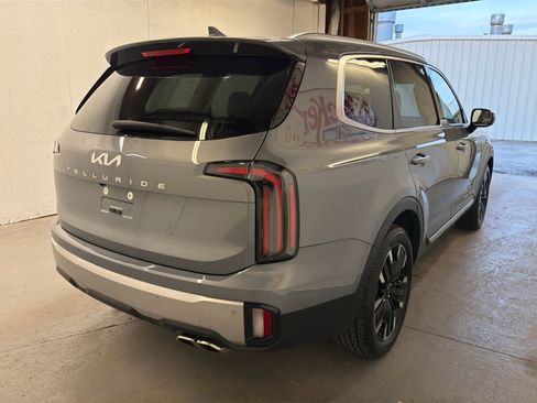 Used 2023 Kia Telluride SX image 5