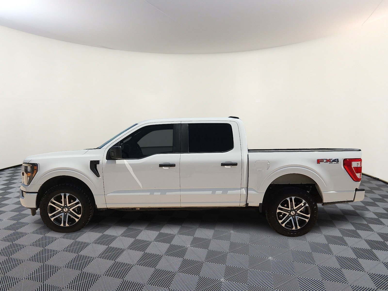 Used 2023 Ford F150 XL w/ STX Appearance Package AWD/4WD image 2
