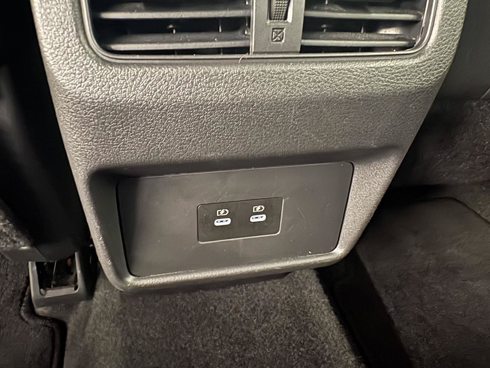 Used 2024 Nissan Rogue SV AWD/4WD image 22