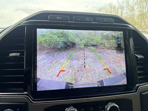 Used 2022 Ford F350 Lariat w/ Chrome Package image 32