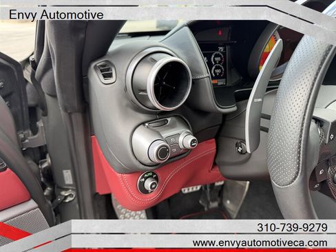 Used 2020 Ferrari Portofino image 36