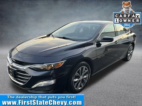 Used 2022 Chevrolet Malibu LT image 1