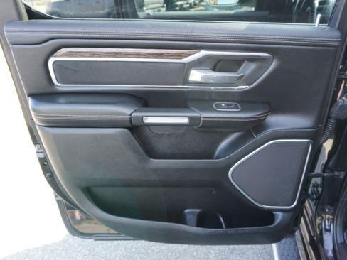 Used 2019 RAM 1500 Laramie image 13