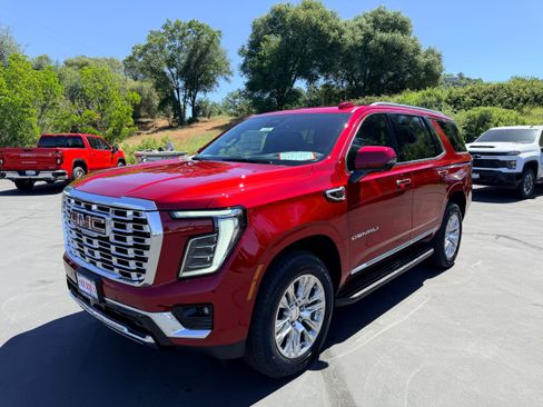 New 2026 GMC Yukon Denali AWD/4WD image 1