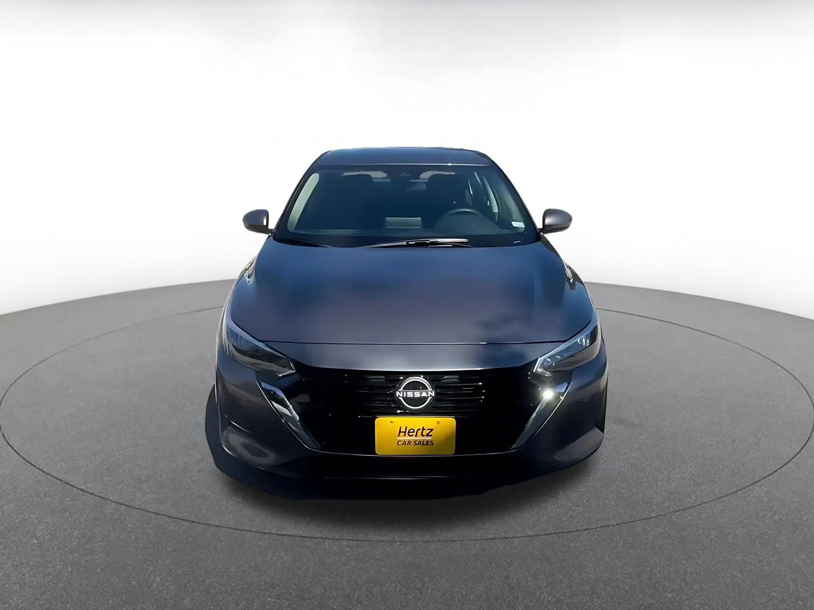 Used 2025 Nissan Sentra SV FWD image 4