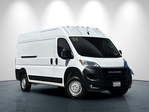 Used 2026 RAM ProMaster 2500 w/ Convenience Group FWD image 2