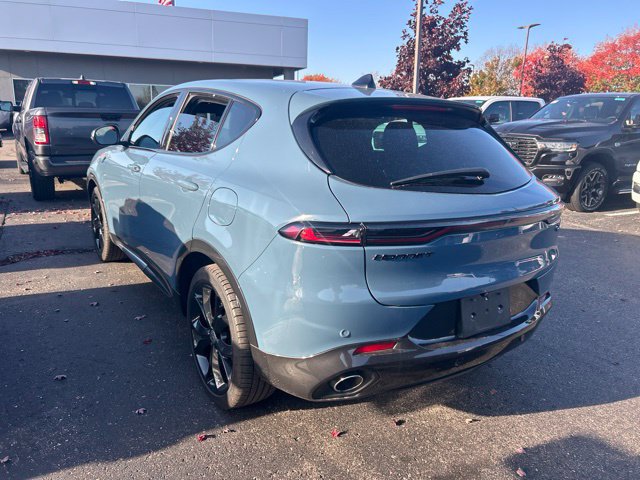 Used 2024 Dodge Hornet R/T Plus AWD/4WD image 2