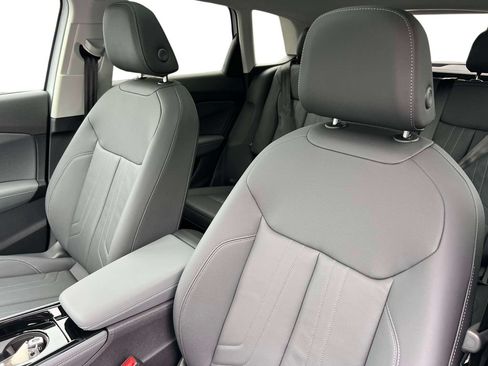 New 2026 Audi Q3 quattro 2.0T AWD/4WD image 6