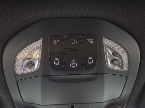 New 2026 Chrysler Pacifica Select image 29