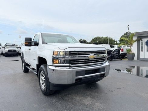 Used 2017 Chevrolet Silverado 2500 W/T w/ WT Fleet Convenience Package AWD/4WD image 4
