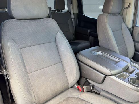 Used 2021 Chevrolet Silverado 1500 LT image 22