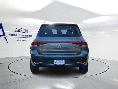Used 2023 Mercedes-Benz EQB 300 4MATIC w/ Exclusive Package image 3