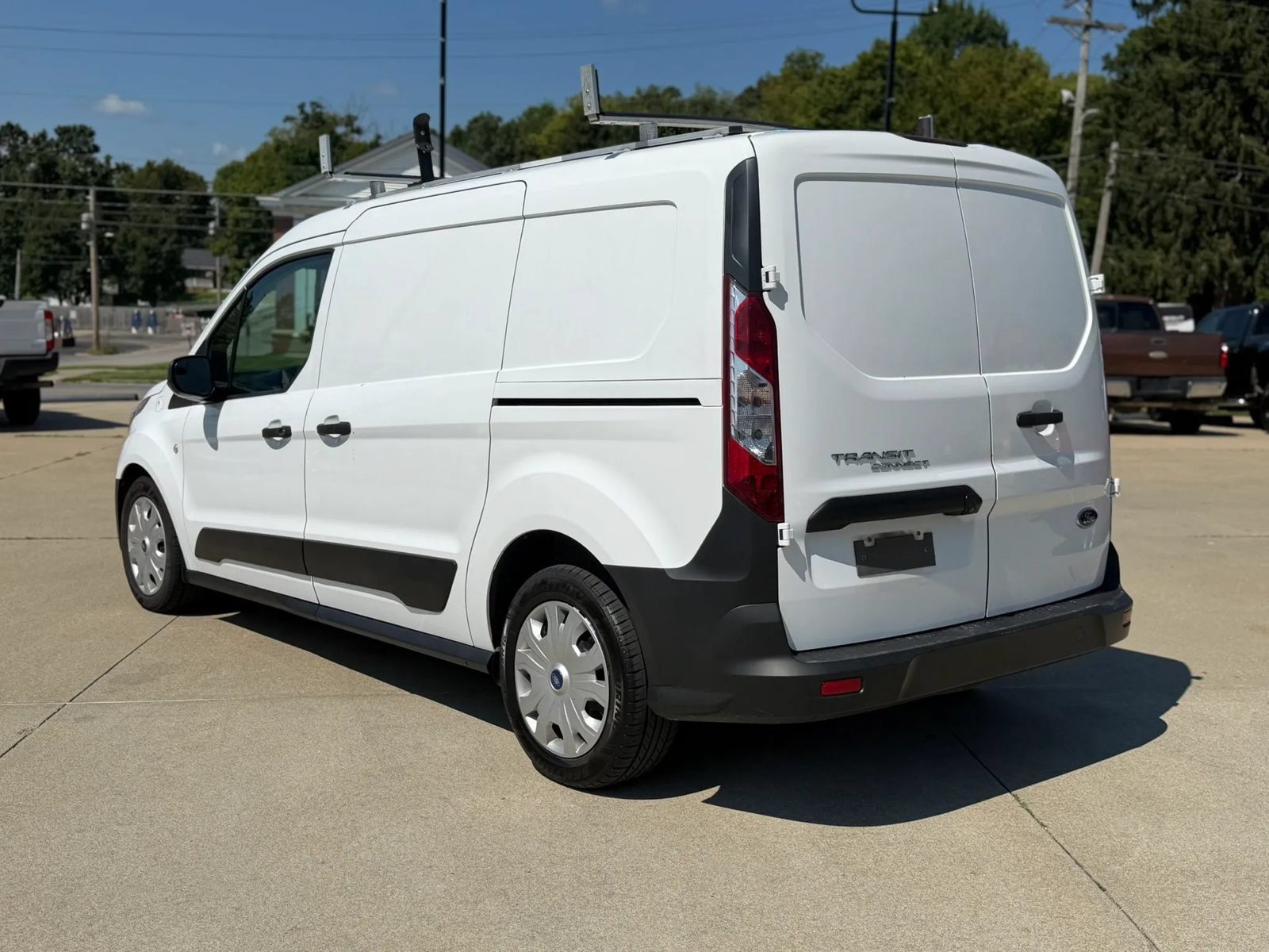Used 2022 Ford Transit Connect XL FWD image 4
