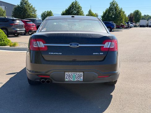 Used 2010 Ford Taurus SEL AWD/4WD image 6