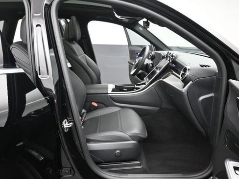 Certified 2023 Mercedes-Benz GLC 300 4MATIC image 27