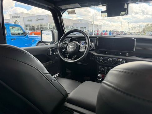 New 2025 Jeep Wrangler Unlimited Rubicon 392 AWD/4WD image 57