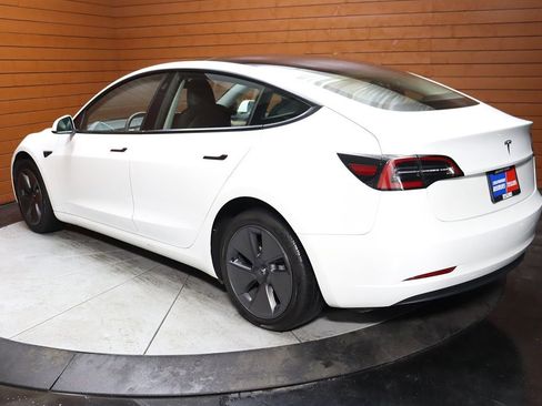 Used 2023 Tesla Model 3 Standard Range image 35