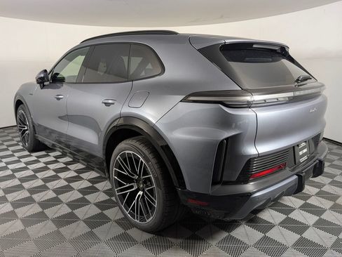 New 2026 Porsche Cayenne Turbo AWD/4WD image 3