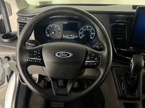 Used 2023 Ford Transit 350 XLT image 14