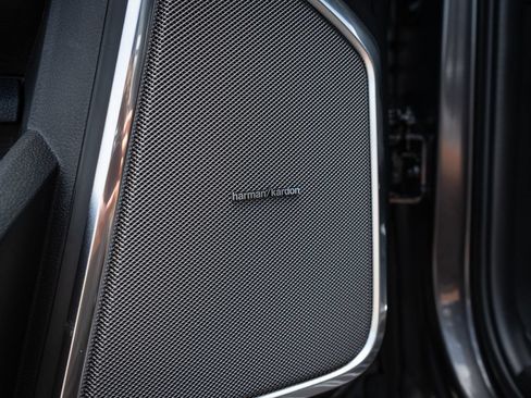 New 2026 RAM 3500 Laramie AWD/4WD image 30