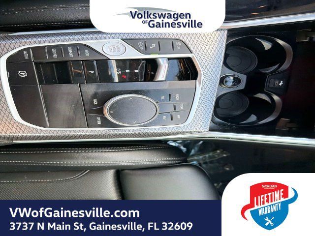 Used 2026 BMW 330i xDrive Sedan w/ Convenience Package AWD/4WD image 23