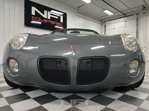 Used 2008 Pontiac Solstice Convertible w/ Premium Package RWD image 23