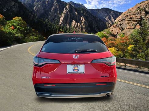 Used 2023 Honda HR-V Sport image 4