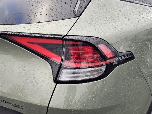 Certified 2024 Kia Sportage X-Pro image 9