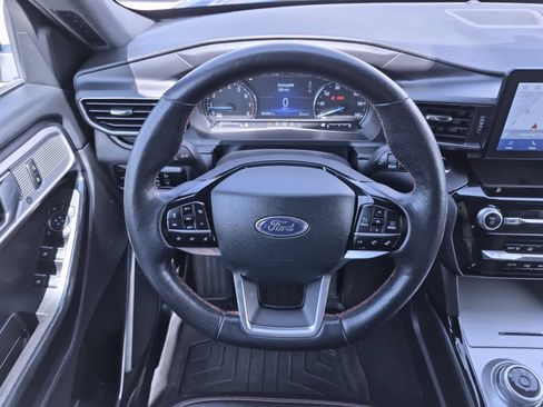 Used 2023 Ford Explorer ST-Line AWD/4WD image 22