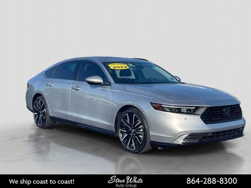 Used 2024 Honda Accord Touring image 1