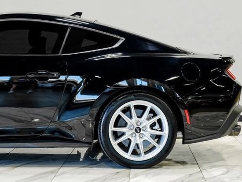 Used 2024 Ford Mustang GT Premium RWD image 18