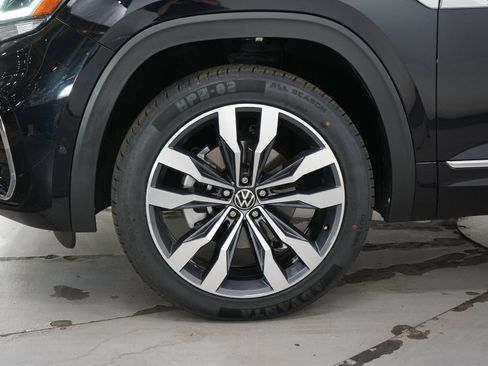 Used 2023 Volkswagen Atlas SEL Premium AWD/4WD image 30