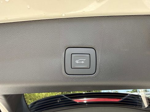 New 2026 Chevrolet TrailBlazer RS w/ Convenience Package FWD image 32