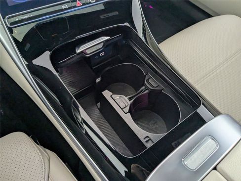 Used 2023 Mercedes-Benz C 300 Sedan image 21