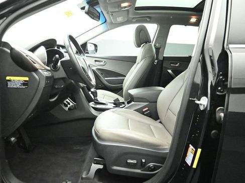 Used 2018 Hyundai Santa Fe Sport w/ 2.4L Tech Package 04 image 10