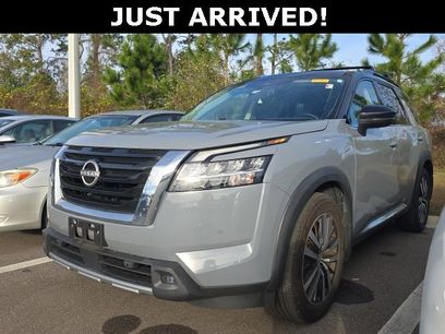 Used 2022 Nissan Pathfinder Platinum w/ Cargo Package