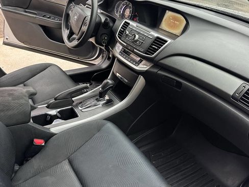 Used 2014 Honda Accord LX image 10