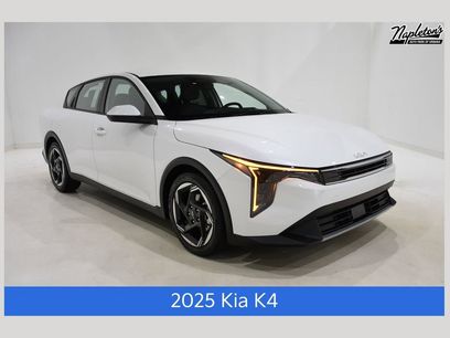 New 2025 Kia K4 EX
