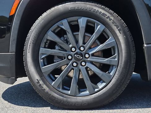 Used 2023 Chevrolet Traverse RS w/ LPO, Floor Liner Package AWD/4WD image 8
