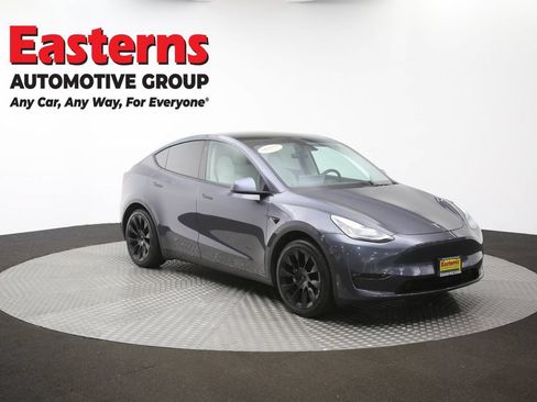 Used 2021 Tesla Model Y Long Range AWD/4WD image 44