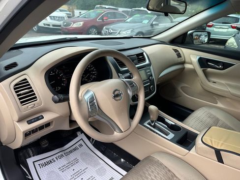 Used 2016 Nissan Altima 2.5 S w/ Power Driver Seat Package image 7