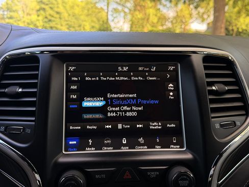 Used 2018 Jeep Grand Cherokee SRT AWD/4WD image 18