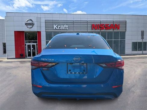 New 2025 Nissan Sentra SV image 4