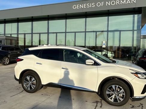 Used 2020 Nissan Murano S w/ Technology Package image 1
